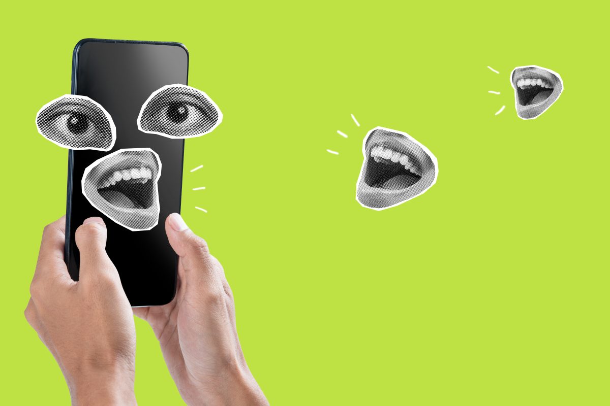 Illustratie van een smartphone met een gezicht van ogen en een lachende mond, omringd door pratende monden. De afbeelding symboliseert prank calls, telefoongrappen en online trends op sociale media.